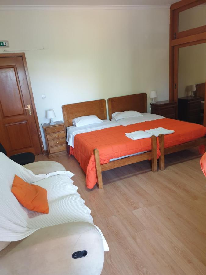 Do Ermal Hostel *